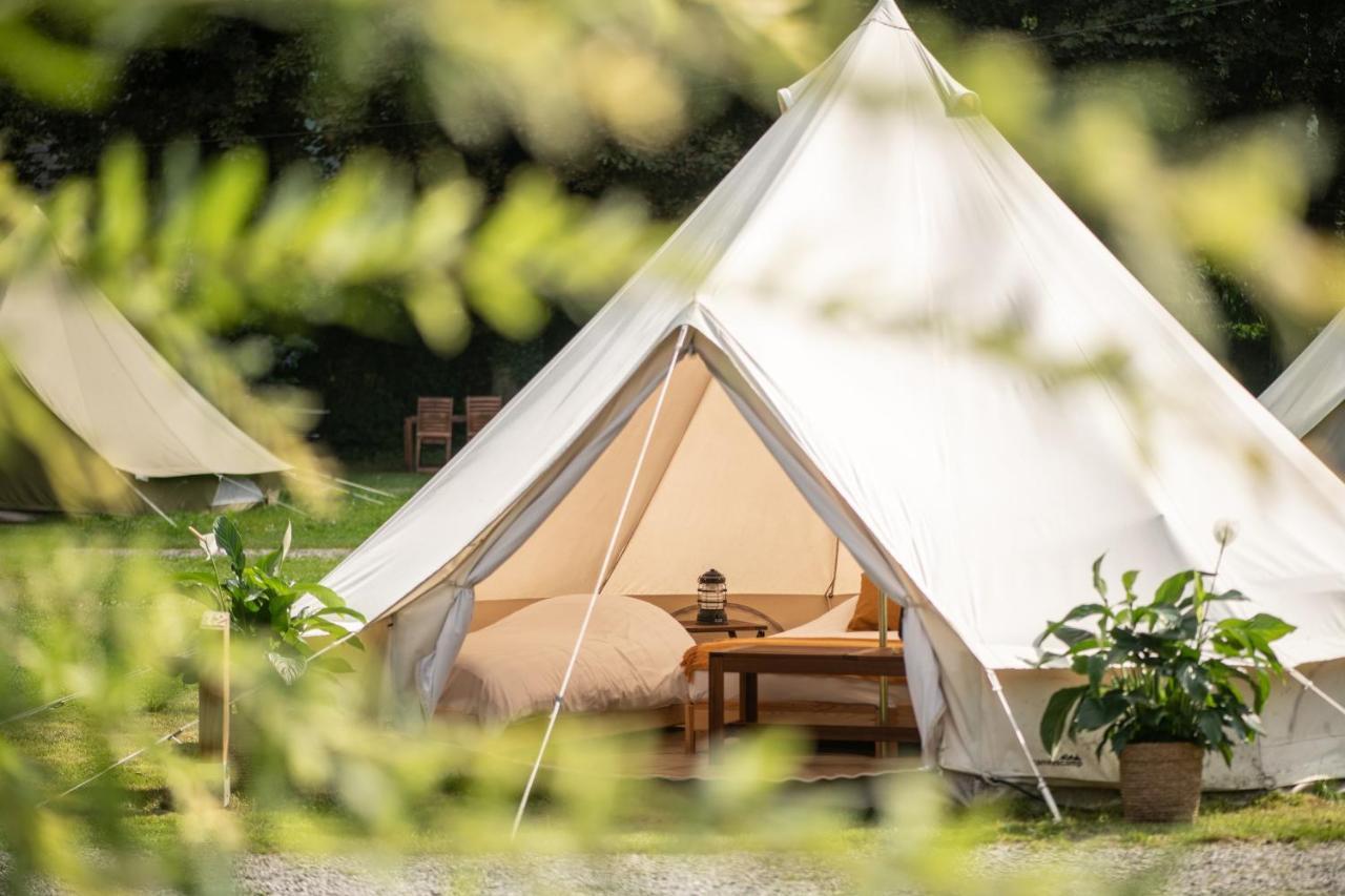 Cocoon Village - Glamping - Domaine Des Grottes De Han โรชฟอร์ ภายนอก รูปภาพ